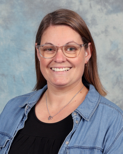 Holly Hinton